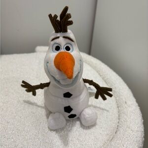 Disney Olaf 8 inch excellent condition